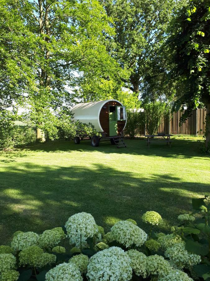 Irish Bowtop Op Het Platteland Huize Ouwervelden * Wouwsche Plantage
